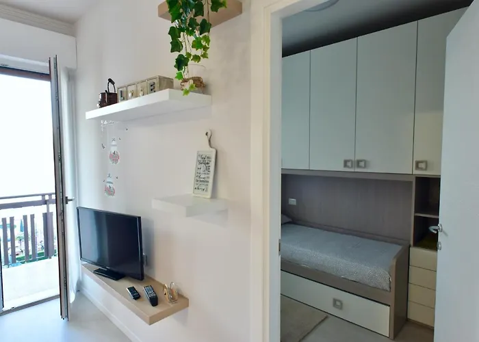 Casa Sissi Lägenhet Riva di Solto